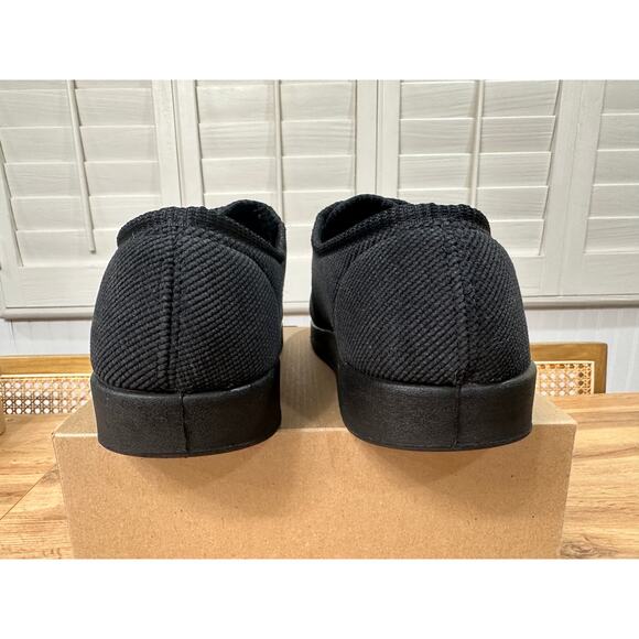 Silververts Unisex Soft Wide Adjustable Black Slippers Size 10 M 12 W NWOB Comfy - Picture 9 of 11